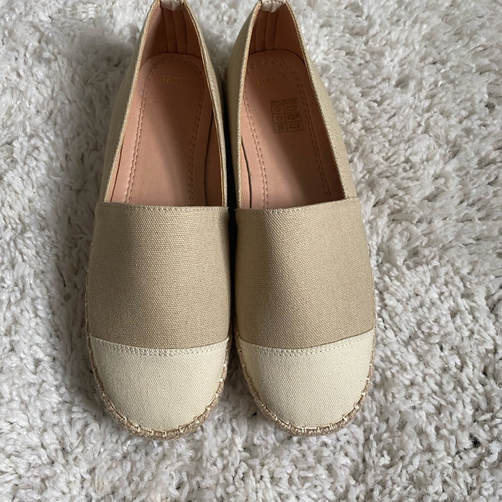 European slip on shoes